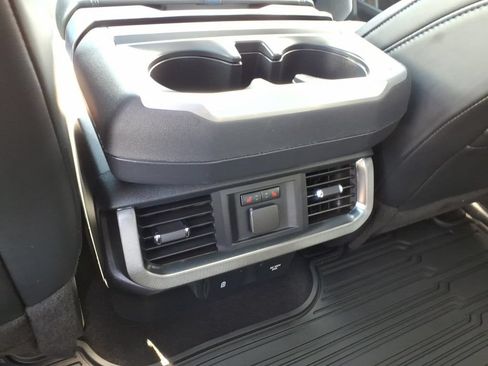 Used 2024 Ford F150 Platinum AWD/4WD image 19