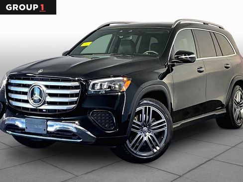 Used 2024 Mercedes-Benz GLS 450 4MATIC image 1
