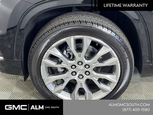 New 2026 GMC Acadia Denali w/ Super Cruise Package image 13