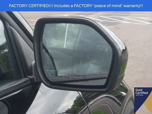 Used 2024 Ford Explorer XLT w/ Equipment Group 202A AWD/4WD image 10