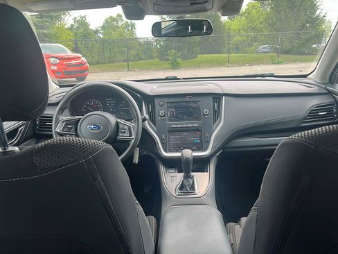 Used 2020 Subaru Outback AWD/4WD image 18