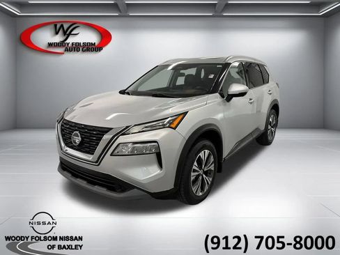 Used 2021 Nissan Rogue SV w/ Premium Package FWD image 1