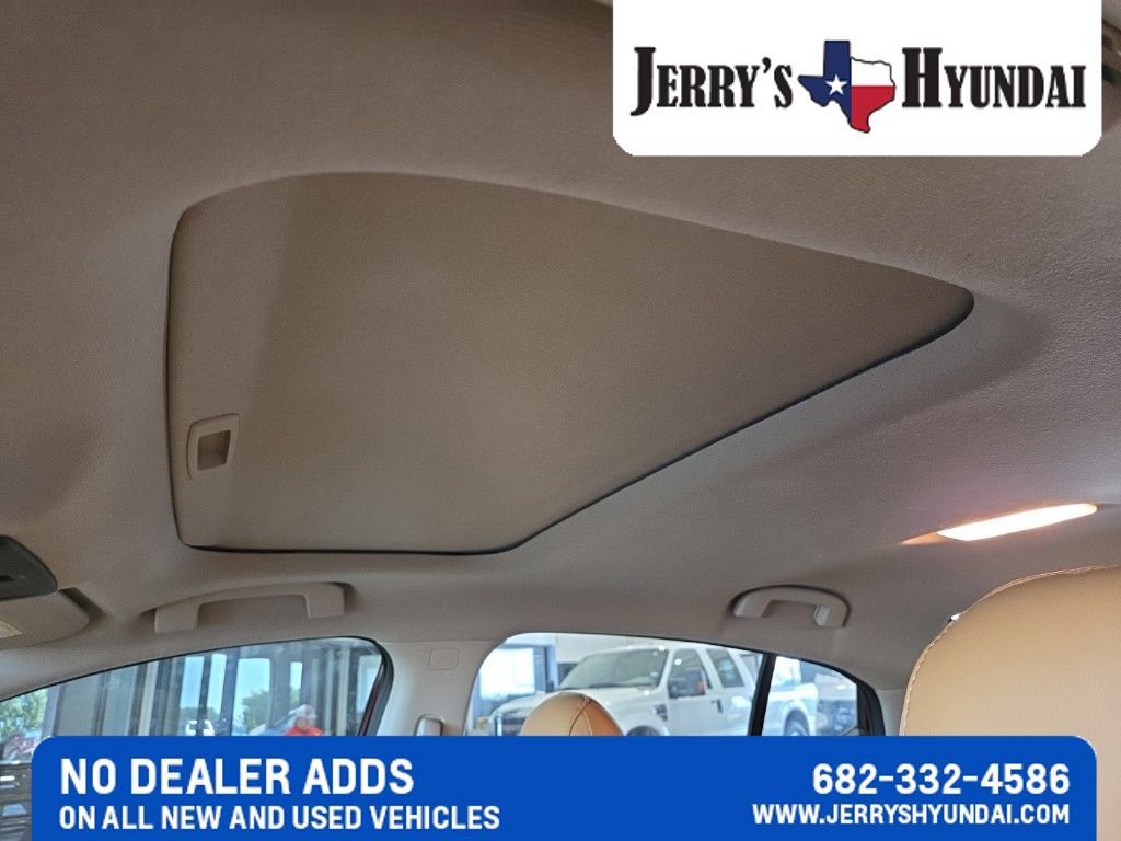 Used 2024 Nissan Sentra SV w/ SV Premium Package FWD image 9