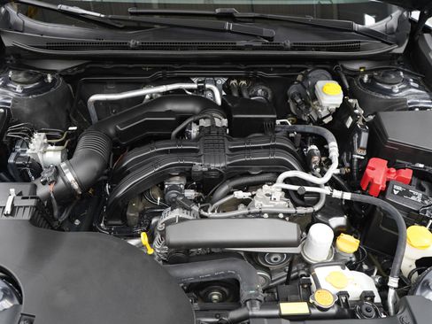 Used 2023 Subaru Outback Limited image 30