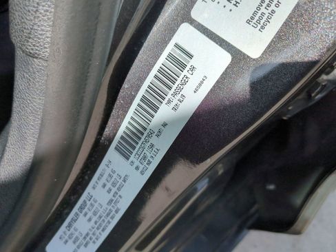 Used 2015 Chrysler 200 S w/ Navigation & Sound Group I image 41