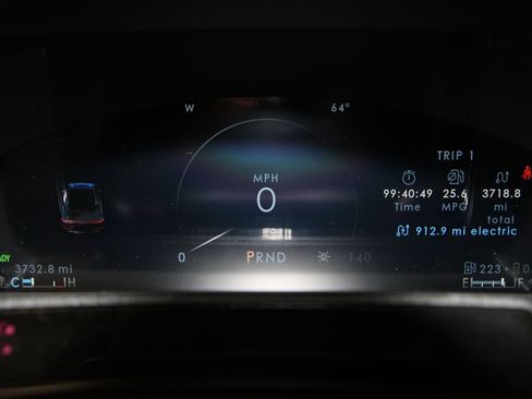 Used 2024 Lincoln Corsair Grand Touring w/ Equipment Group 302A image 11