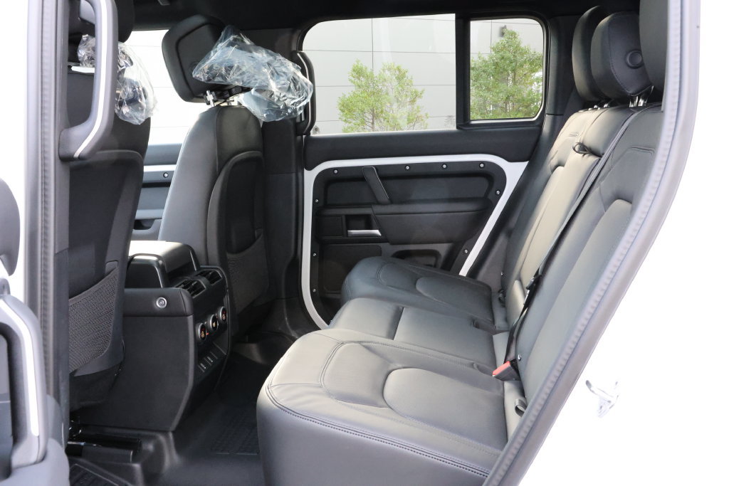 New 2026 Land Rover Defender 110 S AWD/4WD image 28