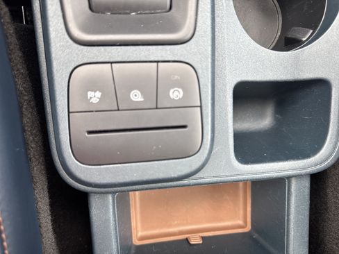 Used 2022 Ford Maverick Lariat w/ Lariat Luxury Package FWD image 33