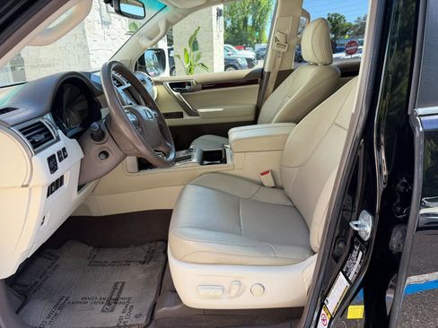 Used 2012 Lexus GX 460 image 25