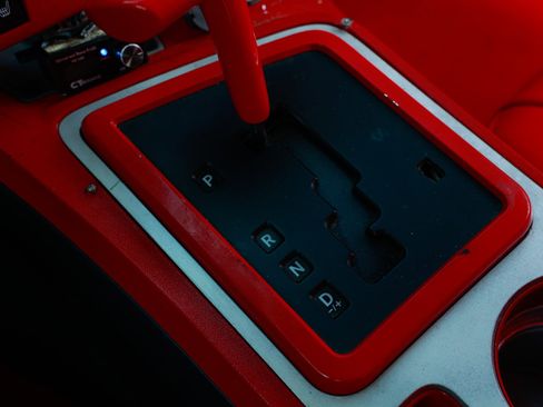 Used 2014 Dodge Challenger R/T image 37