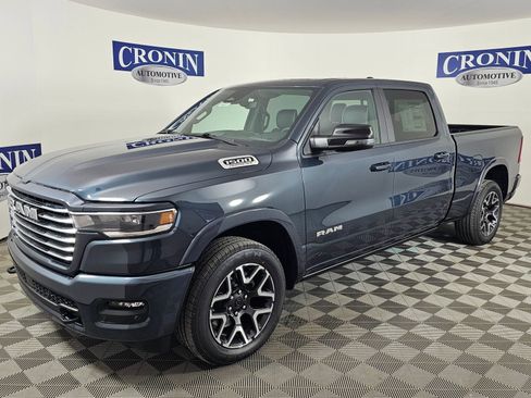 New 2026 RAM 1500 Laramie AWD/4WD image 34