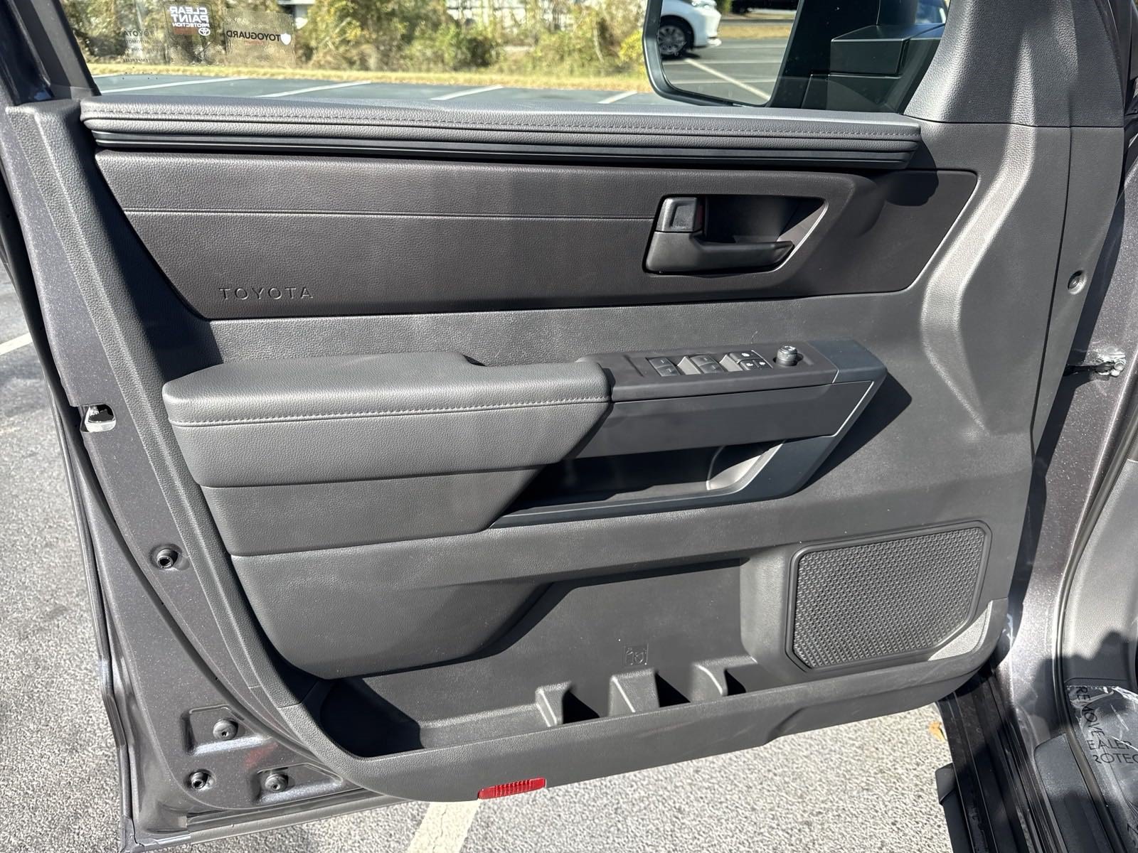 New 2025 Toyota Tundra SR w/ SR Tow Package AWD/4WD image 22