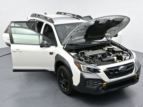Used 2024 Subaru Outback Wilderness AWD/4WD image 40