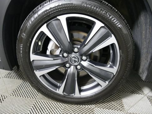 Used 2021 Lexus UX 250h w/ Premium Package image 9