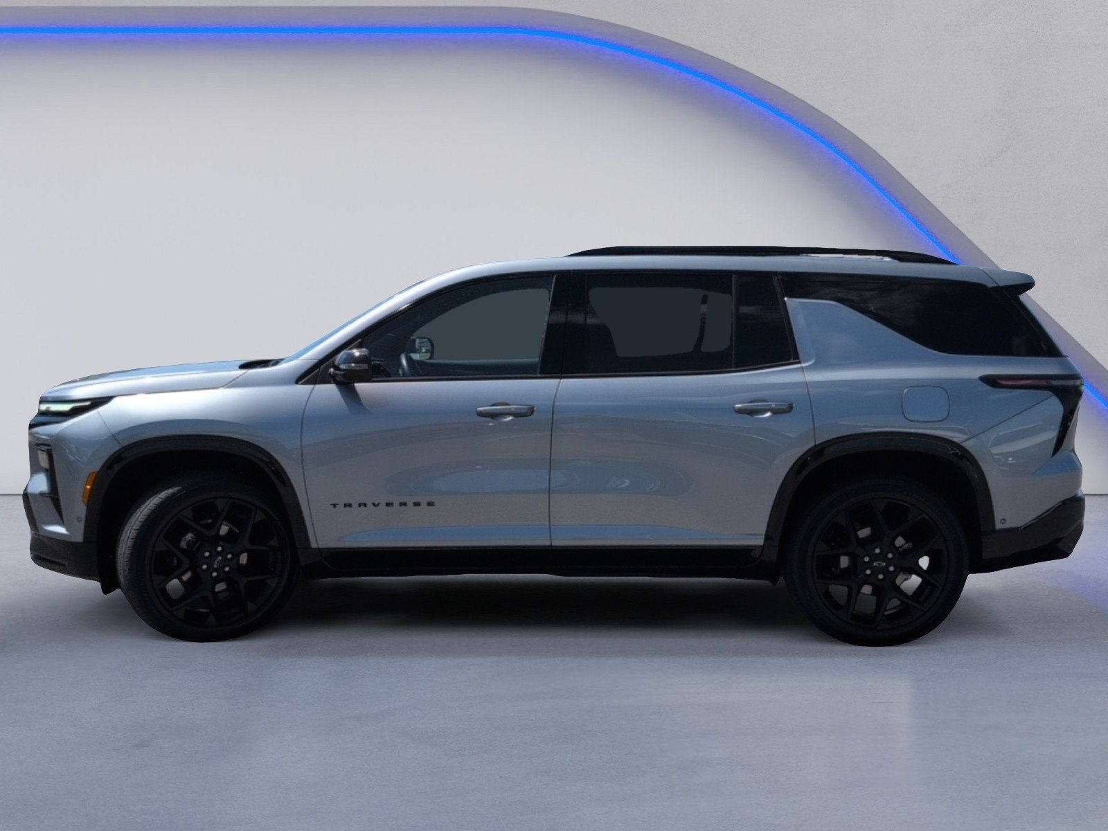 Used 2025 Chevrolet Traverse RS w/ LPO, Floor Liner Package FWD image 10