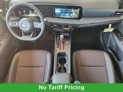 New 2025 Nissan Kicks SR image 19