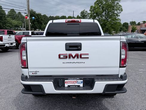 Used 2022 GMC Canyon Elevation w/ Trailering Package AWD/4WD image 8
