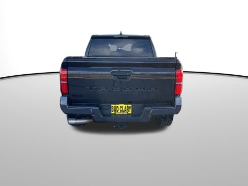 Used 2024 Toyota Tacoma TRD Sport image 5