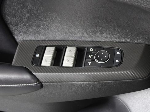 Used 2024 Mitsubishi Outlander SE FWD image 23