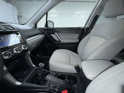 Used 2018 Subaru Forester 2.5i Premium AWD/4WD image 23