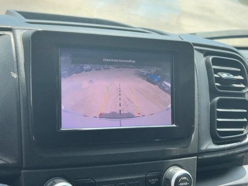 Used 2023 RAM ProMaster 2500 FWD image 13