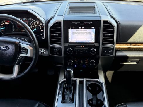 Used 2019 Ford F150 Lariat AWD/4WD image 16