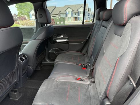 Certified 2023 Mercedes-Benz GLB 250 4MATIC image 17