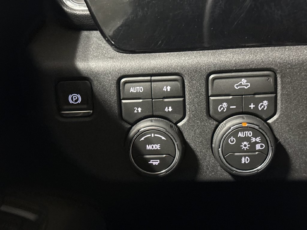New 2026 Chevrolet Silverado 1500 RST w/ Z71 Off-Road Package AWD/4WD image 19