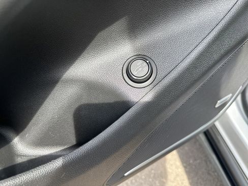 Used 2017 Buick Envision Premium image 20