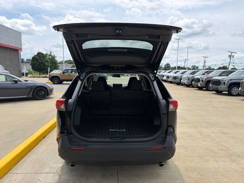 Used 2025 Toyota RAV4 LE FWD image 9