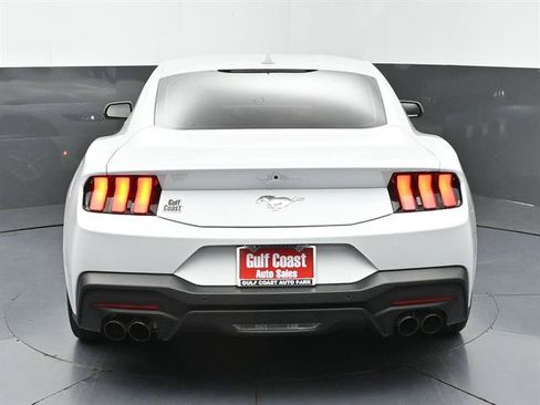 Certified 2025 Ford Mustang Coupe RWD image 24