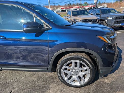 Used 2024 Honda Passport EX-L image 11