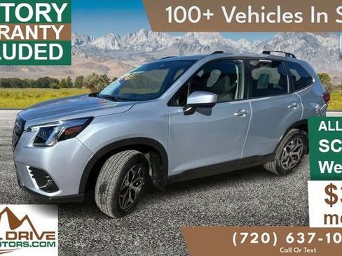 Used 2023 Subaru Forester Premium image 1
