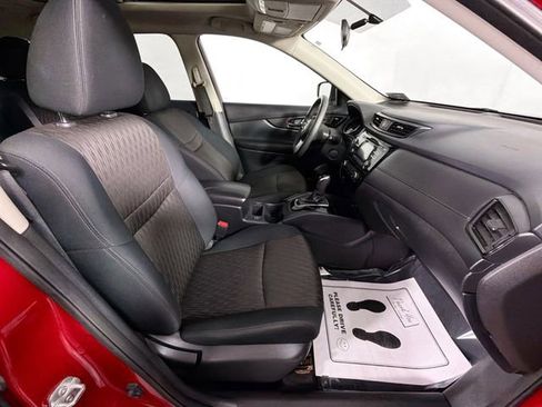 Used 2017 Nissan Rogue SV AWD/4WD image 27