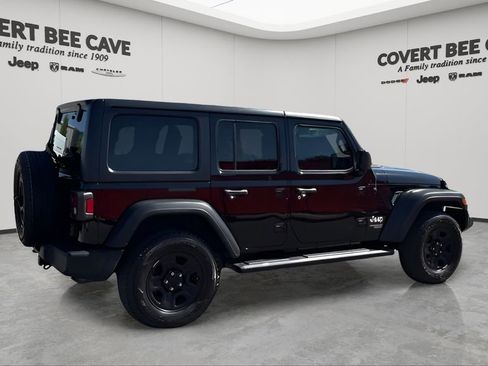 Used 2021 Jeep Wrangler Unlimited Sport image 10