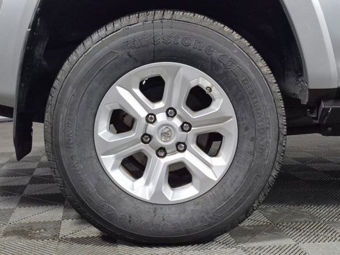 Used 2016 Toyota 4Runner SR5 image 27