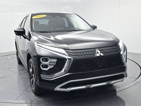 Used 2025 Mitsubishi Eclipse Cross SE image 2