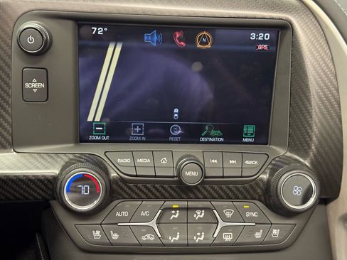 Used 2015 Chevrolet Corvette Z06 w/ 3LZ Preferred Equipment Group RWD image 13