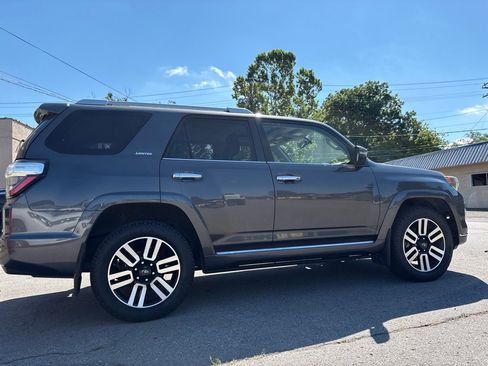 Used 2017 Toyota 4Runner Limited AWD/4WD image 6