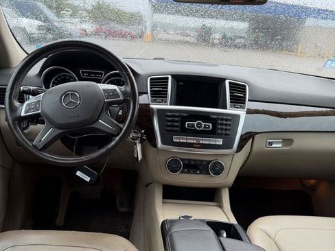 Used 2013 Mercedes-Benz ML 350 2WD w/ Premium 1 Pkg image 7
