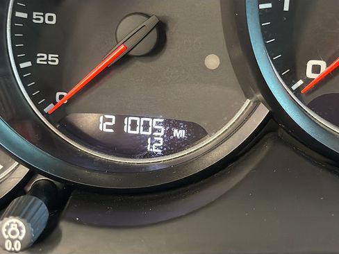 Used 2012 Porsche Cayenne image 18