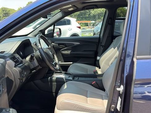 Used 2023 Honda Passport EX-L image 9