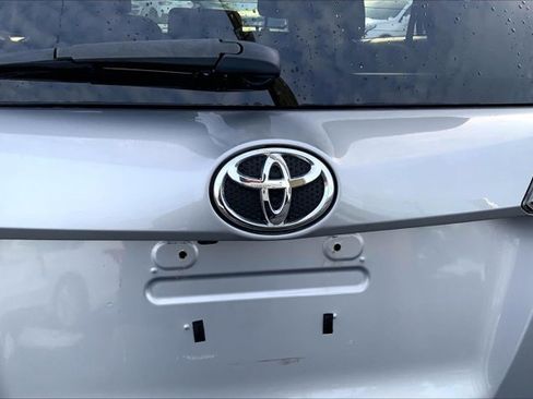 Used 2017 Toyota RAV4 LE image 29