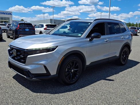 Certified 2025 Honda CR-V Sport image 3