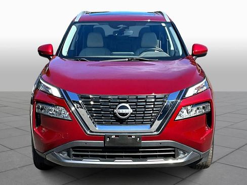 Used 2022 Nissan Rogue SL w/ SL Premium Package image 3