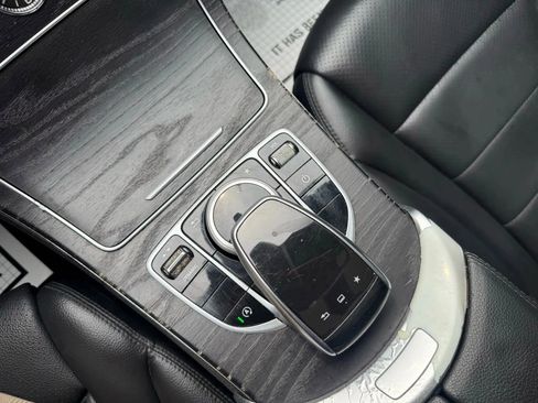 Used 2016 Mercedes-Benz C 300 4MATIC Sedan image 33