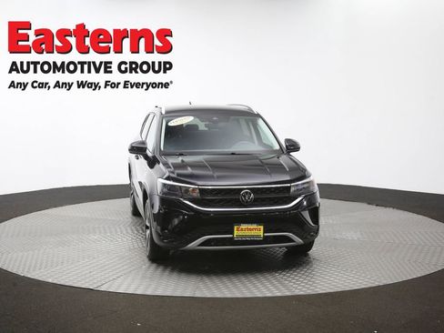 Used 2024 Volkswagen Taos SE FWD image 50