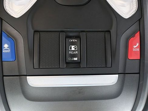 Used 2021 RAM 3500 Big Horn w/ Level B Equipment Group AWD/4WD image 29