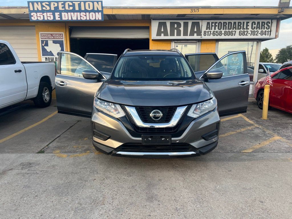 Used 2018 Nissan Rogue SV FWD image 6