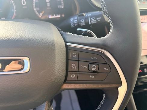 New 2026 Jeep Grand Cherokee Laredo image 25